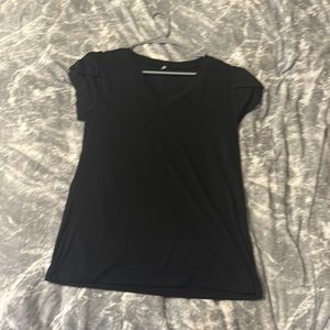 This top was worn once and still in very good condition!